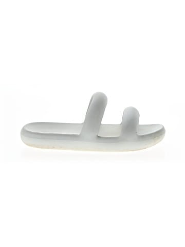 Old Navy Sandals (view 1)