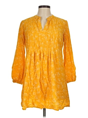Old Navy Casual Dress (view 1)