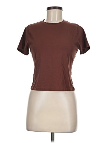 Vuori Short Sleeve T-Shirt (view 1)
