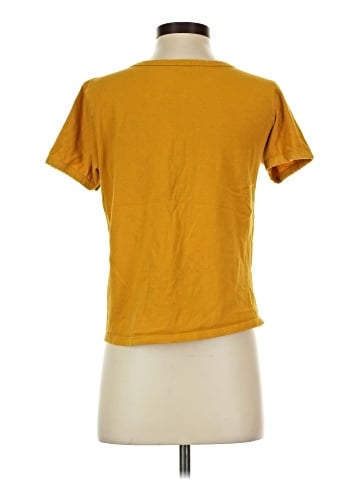 Messy Bun Just Chillin Short Sleeve Top (view 2)