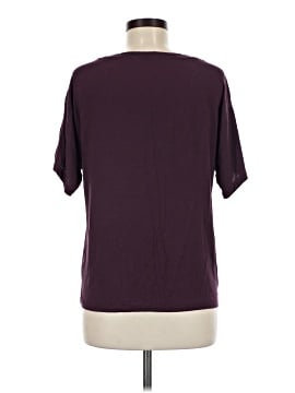 Victoria's Secret Short Sleeve T-Shirt (view 2)