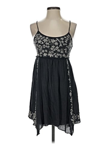 American Eagle Outfitters Casual Dress (view 1)