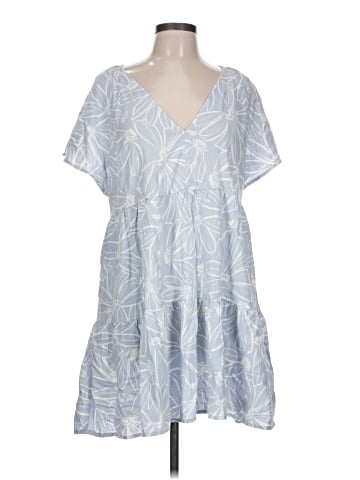 Universal Thread Casual Dress (view 1)