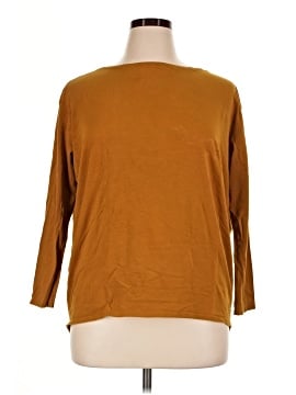 Lululemon Athletica 3/4 Sleeve Top (view 1)