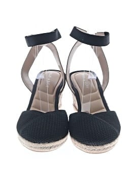 Kelly & Katie Wedges (view 2)