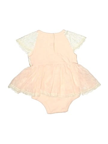 Nicole Miller New York Short Sleeve Outfit (view 2)
