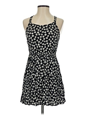 Forever 21 Casual Dress (view 1)
