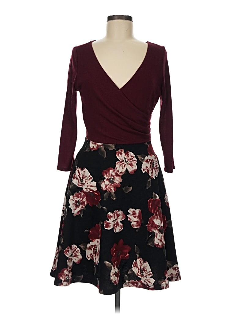 Pre-owned Gilli Casual Dress In Burgundy