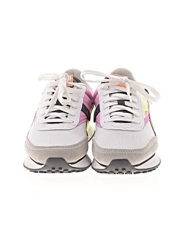 Puma Sneakers (view 2)