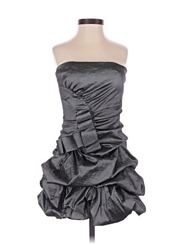 Daisy Cocktail Dress (view 1)