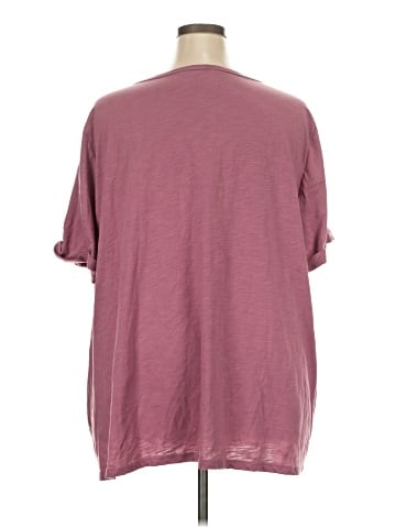 BLOOMCHIC Short Sleeve Henley (view 2)
