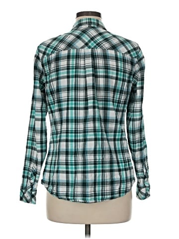 Croft & Barrow Long Sleeve Button-Down Shirt (view 2)