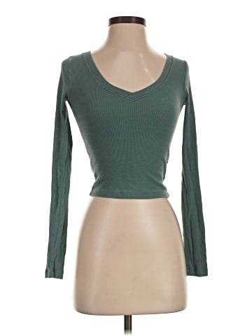 Hollister Long Sleeve T-Shirt (view 1)