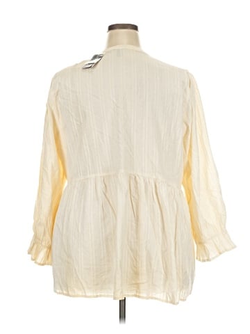 Torrid 3/4 Sleeve Blouse (view 2)