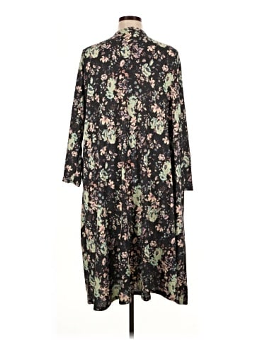 Lularoe Cardigan (view 2)