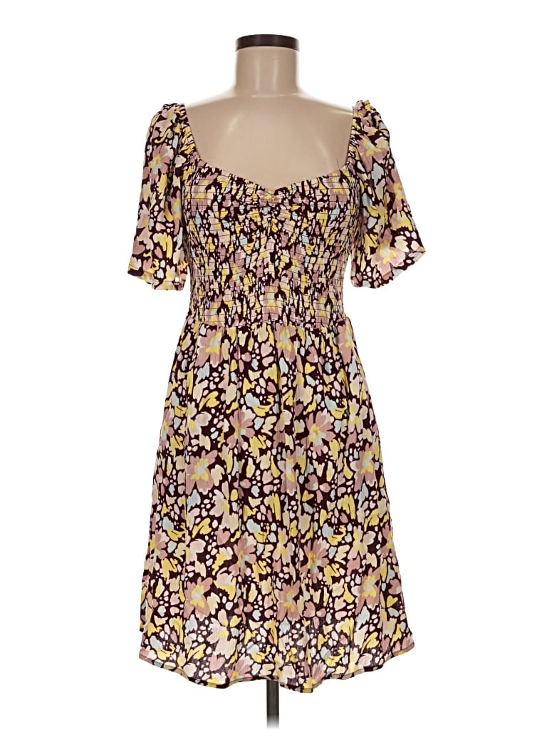 Pre-owned Market & Spruce Casual Dress In Brown