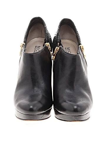 MICHAEL Michael Kors Ankle Boots (view 2)