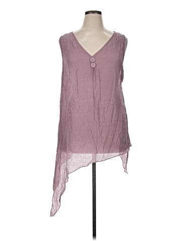 The Pyramid Collection Sleeveless T-Shirt (view 1)
