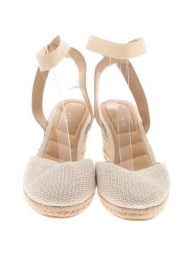 Kelly & Katie Wedges (view 2)