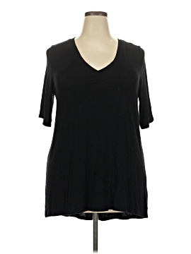 Torrid 3/4 Sleeve T-Shirt (view 1)