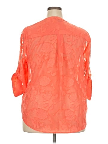 Torrid 3/4 Sleeve T-Shirt (view 2)
