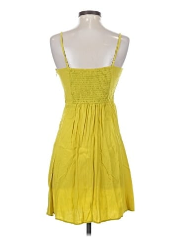 Old Navy Casual Dress (view 2)