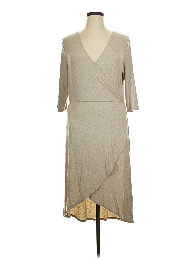 Pre-owned H&m Casual Dress In Tan