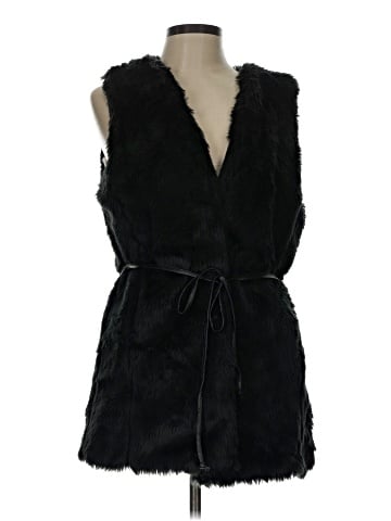 Jolt Faux Fur Vest (view 1)