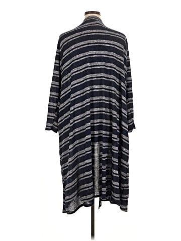 Lularoe Cardigan (view 2)
