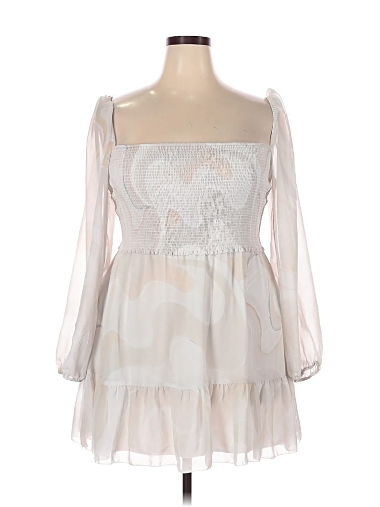 Pre-owned Wilfred Cocktail Dress In Ivory