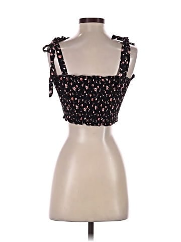 Timing Sleeveless Top (view 2)