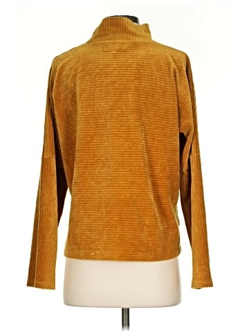 TeXTURE & THREAD Madewell Turtleneck Sweater (view 2)