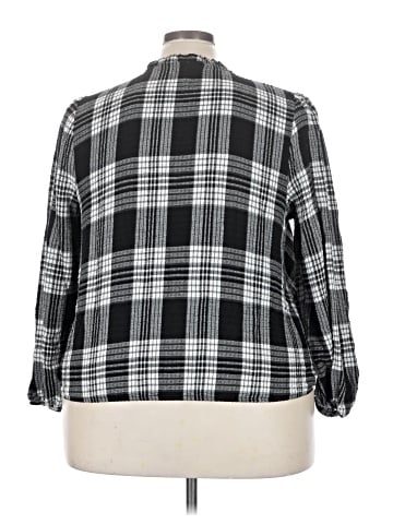 Eyeshadow 3/4 Sleeve Blouse (view 2)