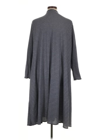 Lularoe Cardigan (view 2)