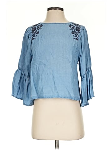 Hollister 3/4 Sleeve Blouse (view 1)
