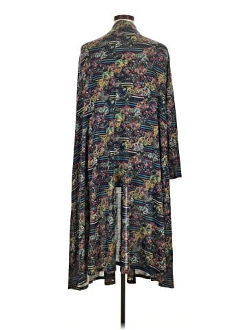Lularoe Cardigan (view 2)