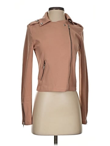 Timing Jacket (view 1)