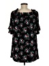 19 Cooper 100% Rayon Floral Black Short Sleeve Blouse Size M - photo 2