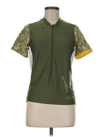 Nike Vest (view 1)