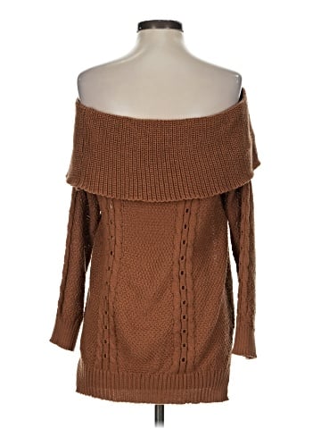 Charlotte Russe Pullover Sweater (view 2)