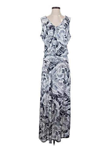 Veronica M. Casual Dress (view 1)