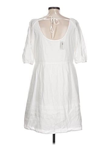 Old Navy Casual Dress (view 2)