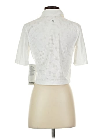 Lululemon Athletica Short Sleeve Blouse (view 2)