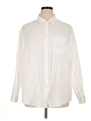 Gap Long Sleeve Button-Down Shirt (view 1)