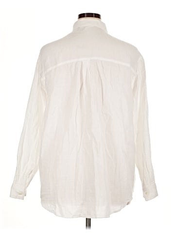 Gap Long Sleeve Button-Down Shirt (view 2)