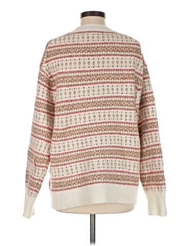 American Eagle Outfitters Pullover Sweater (view 2)