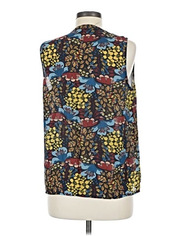 Fun2Fun Sleeveless Blouse (view 2)