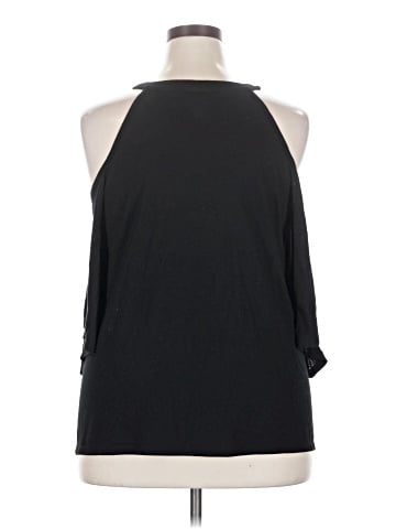 Torrid 3/4 Sleeve Top (view 2)