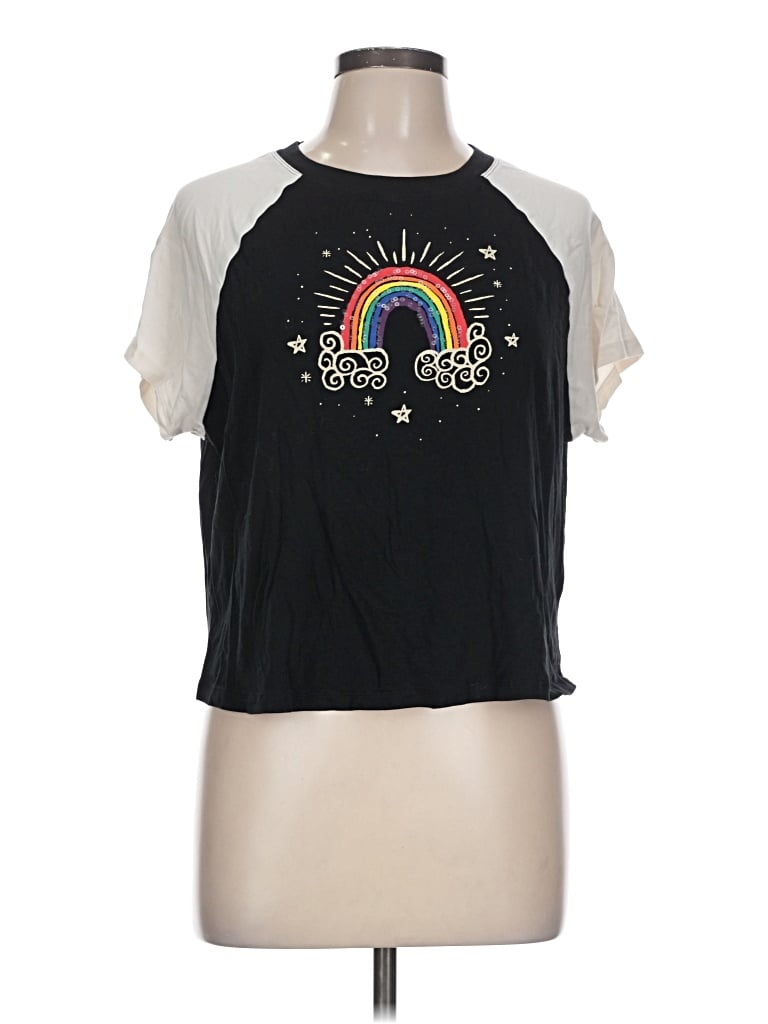 Pre-owned Torrid Short Sleeve T-shirt In Black