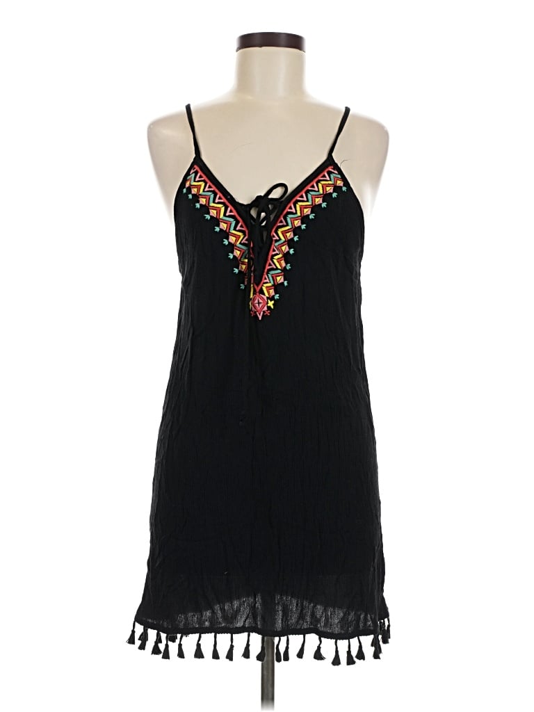 Pre-owned Francesca's Casual Dress In Black